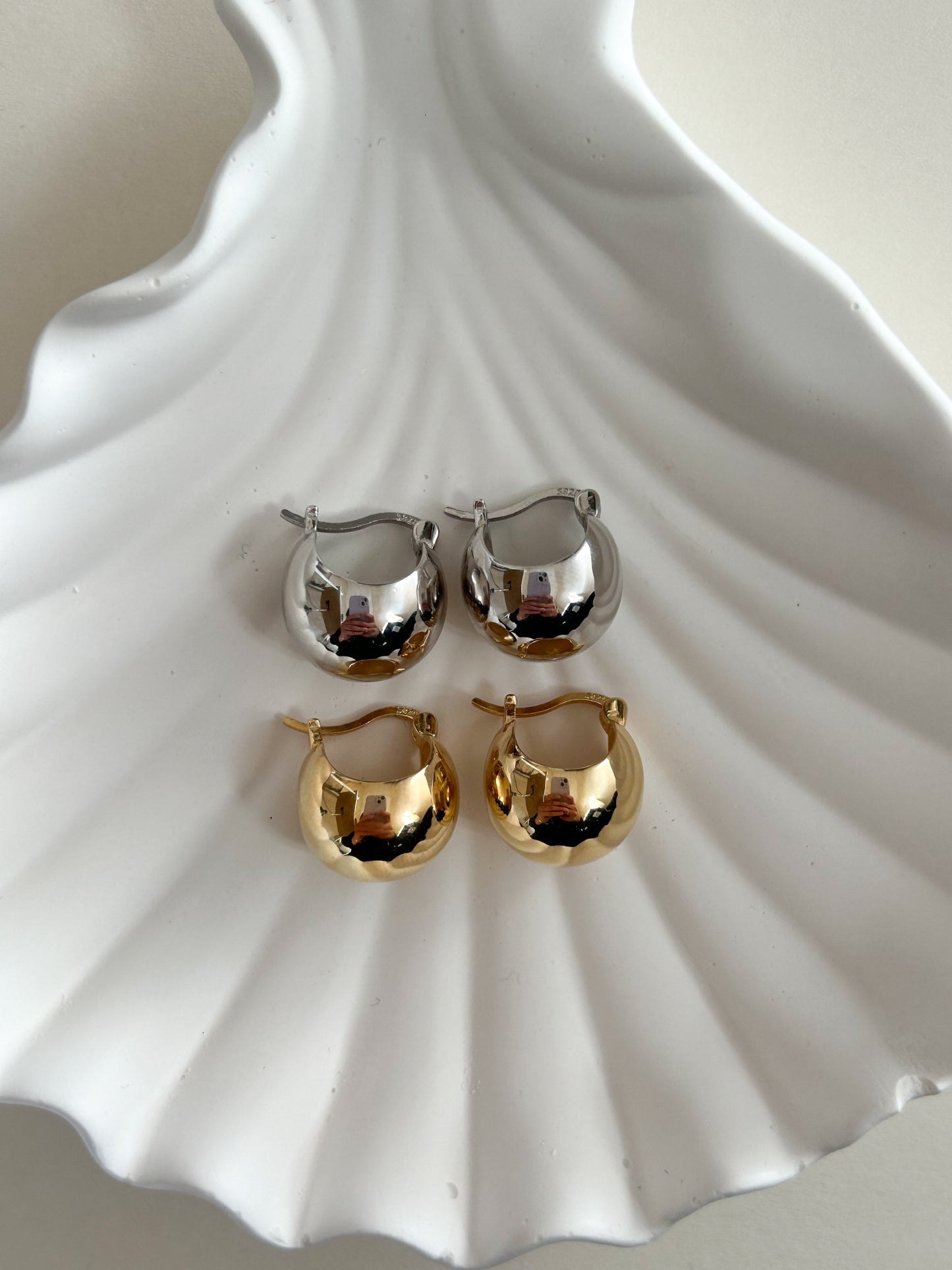 Ball earrings